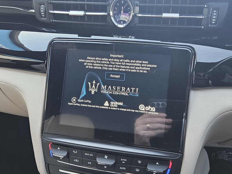 Maserati 3.0D V6 ZF Euro 5 (s/s) 4dr Saloon Automatic Diesel