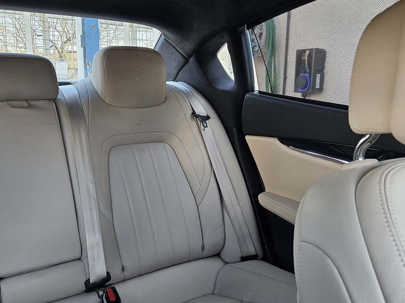 Maserati 3.0D V6 ZF Euro 5 (s/s) 4dr Saloon Automatic Diesel