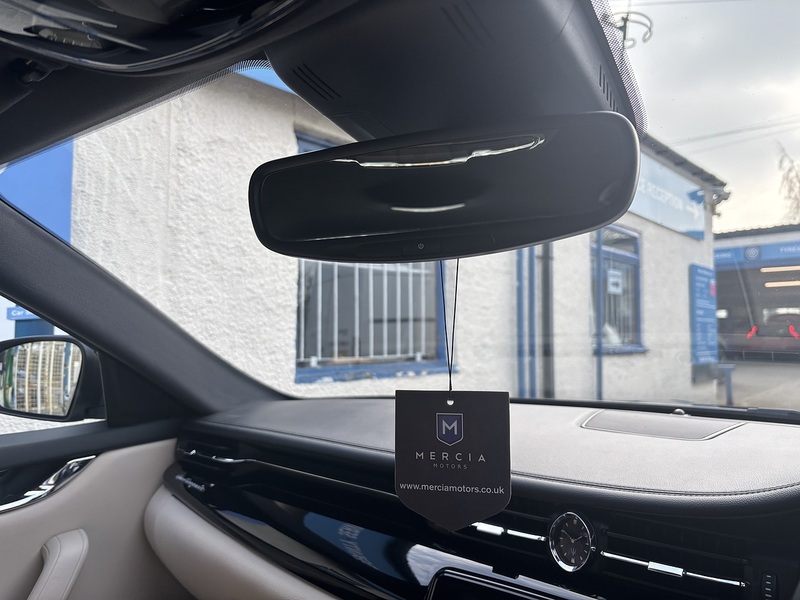 Maserati 3.0D V6 ZF Euro 5 (s/s) 4dr Saloon Automatic Diesel