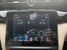 Maserati Quattroporte 3.0D V6 ZF Euro 5 (s/s) 4dr 