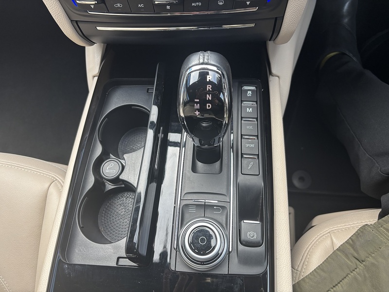 Maserati 3.0D V6 ZF Euro 5 (s/s) 4dr Saloon Automatic Diesel