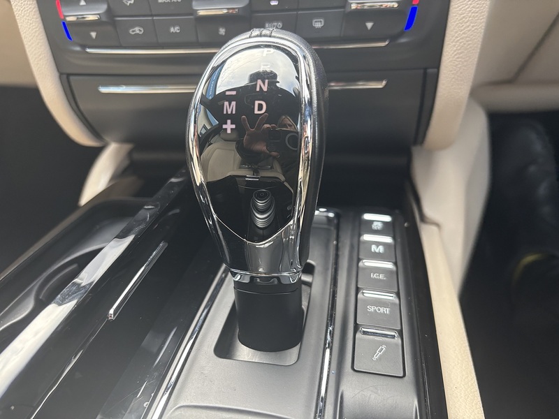 Maserati 3.0D V6 ZF Euro 5 (s/s) 4dr Saloon Automatic Diesel