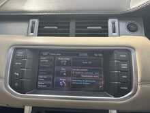 Land Rover Range Rover Evoque 2.2 SD4 Prestige SUV 5dr Diesel Manual 4WD Euro 5 (s/s) (190 ps) 
