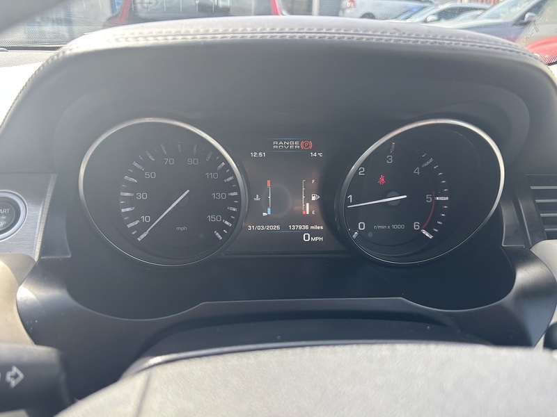 Land Rover 2.2 SD4 Prestige SUV 5dr Diesel Manual 4WD Euro 5 (s/s) (190 ps) SUV Manual Diesel