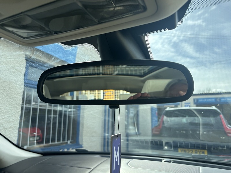 Land Rover 2.2 SD4 Prestige SUV 5dr Diesel Manual 4WD Euro 5 (s/s) (190 ps) SUV Manual Diesel