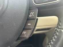 Land Rover Range Rover Evoque 2.2 SD4 Prestige SUV 5dr Diesel Manual 4WD Euro 5 (s/s) (190 ps) 