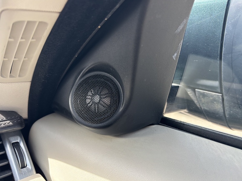 Land Rover 2.2 SD4 Prestige SUV 5dr Diesel Manual 4WD Euro 5 (s/s) (190 ps) SUV Manual Diesel