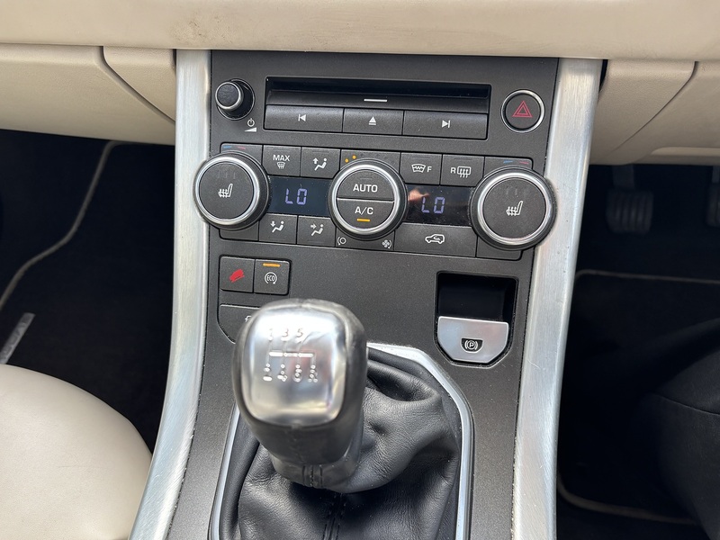 Land Rover 2.2 SD4 Prestige SUV 5dr Diesel Manual 4WD Euro 5 (s/s) (190 ps) SUV Manual Diesel