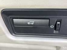 Land Rover Range Rover Evoque 2.2 SD4 Prestige SUV 5dr Diesel Manual 4WD Euro 5 (s/s) (190 ps) 