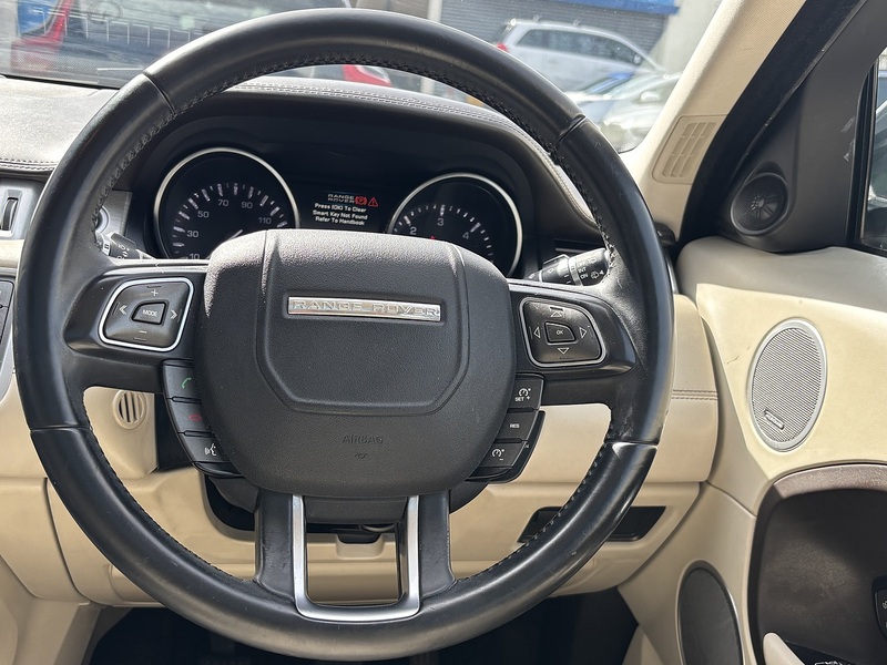 Land Rover 2.2 SD4 Prestige SUV 5dr Diesel Manual 4WD Euro 5 (s/s) (190 ps) SUV Manual Diesel