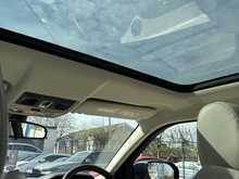 Land Rover Range Rover Evoque 2.2 SD4 Prestige SUV 5dr Diesel Manual 4WD Euro 5 (s/s) (190 ps) 