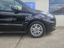 Ford Grand Tourneo Connect EcoBlue Titanium 