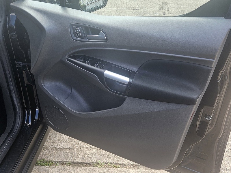 Ford 1.5 EcoBlue Titanium MPV 5dr Diesel Manual Euro 6 (s/s) (120 ps)