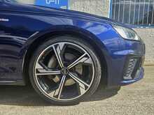 Audi A4 Avant TDI Black Edition 