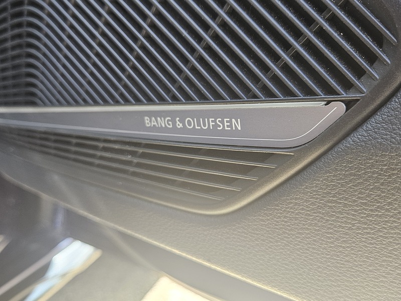 Audi 2.0 TDI 40 Black Edition Estate 5dr Diesel S Tronic quattro Euro 6 (s/s) (204 ps)