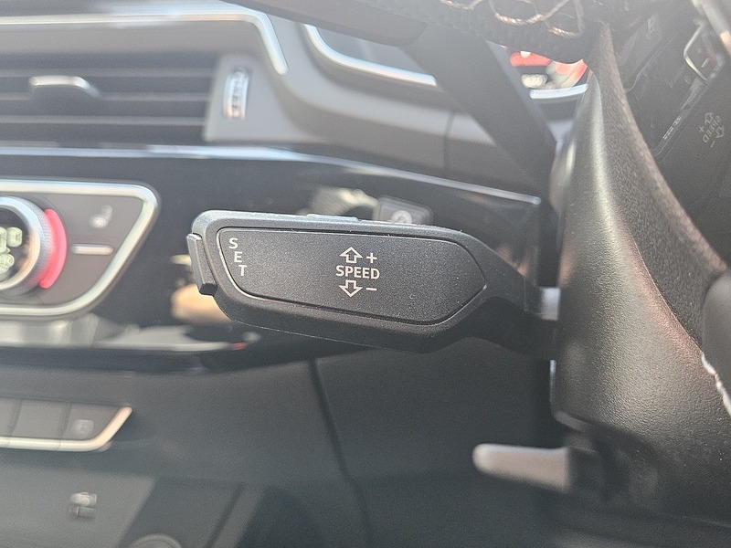 Audi 2.0 TDI 40 Black Edition Estate 5dr Diesel S Tronic quattro Euro 6 (s/s) (204 ps)