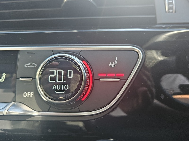 Audi 2.0 TDI 40 Black Edition Estate 5dr Diesel S Tronic quattro Euro 6 (s/s) (204 ps)