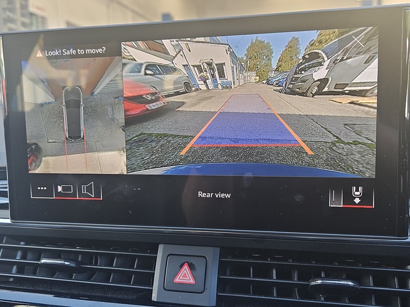 Audi 2.0 TDI 40 Black Edition Estate 5dr Diesel S Tronic quattro Euro 6 (s/s) (204 ps)