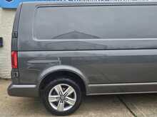Volkswagen Transporter TDI T30 BlueMotion Tech Highline 