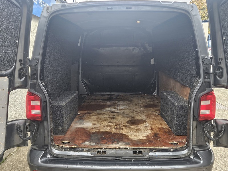 Volkswagen 2.0 TDI T30 BlueMotion Tech Highline Panel Van 5dr Diesel Manual FWD LWB Euro 6 (s/s) (102 ps)
