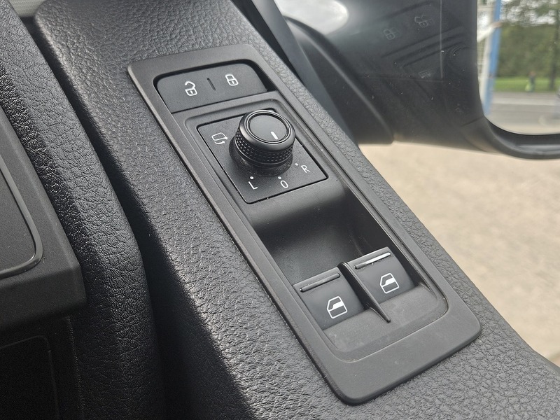 Volkswagen 2.0 TDI T30 BlueMotion Tech Highline Panel Van 5dr Diesel Manual FWD LWB Euro 6 (s/s) (102 ps)