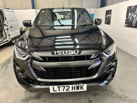 1.9 TD V-Cross Pickup Double Cab 4dr Diesel Auto 4WD Euro 6 (s/s) (164 ps)