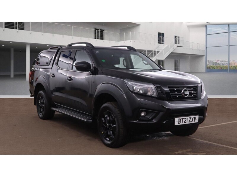 Nissan 2.3 dCi N-Guard Pickup Double Cab 4dr Diesel Manual 4WD Euro 6 (s/s) (190 ps)