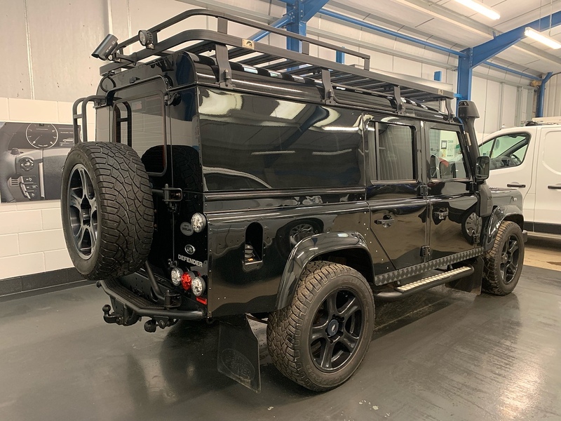 Land Rover 2.2 TDCi XS Utility Wagon Double Cab 5dr Diesel Manual 4WD MWB Euro 5 (122 ps)