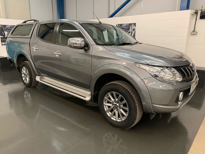 Mitsubishi 2.4 DI-D DC Barbarian Pickup Double Cab 4dr Diesel Auto 4WD Euro 6 (178 ps)