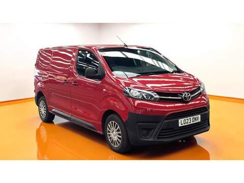 2.0D Icon Medium Panel Van 6dr Diesel Manual MWB Euro 6 (140 ps)