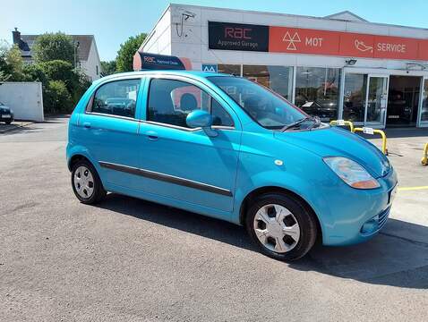 1.0 SE Hatchback 5dr Petrol Manual (137 g/km, 64 bhp)