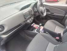 Toyota Yaris VVT-i Icon Tech 