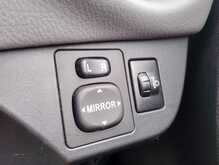 Toyota Yaris VVT-i Icon Tech 