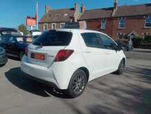 Toyota Yaris Dual VVT-i Icon 