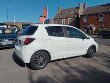 Toyota Yaris Dual VVT-i Icon 