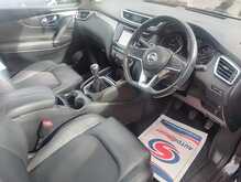 Nissan Qashqai DIG-T Tekna 