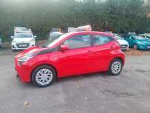 Toyota AYGO VVT-i x-play 