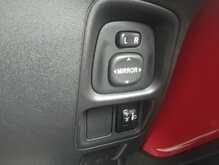 Toyota AYGO VVT-i x-play 