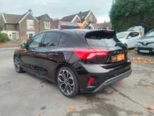 Ford Focus T EcoBoost ST-Line X 