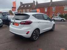 Ford Fiesta T EcoBoost MHEV Titanium Vignale 