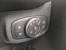 Ford Fiesta T EcoBoost MHEV Titanium Vignale 