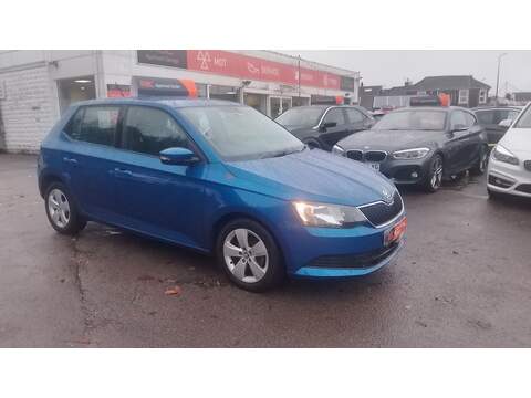1.0 SE Hatchback 5dr Petrol Manual Euro 6 (s/s) (75 ps)