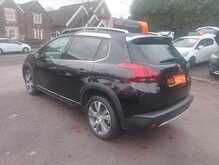 Peugeot 2008 PureTech Allure Premium 