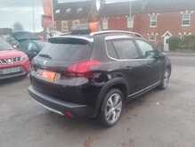 Peugeot 2008 PureTech Allure Premium 