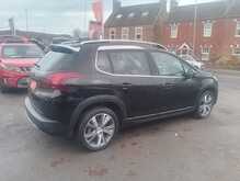 Peugeot 2008 PureTech Allure Premium 
