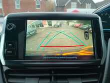 Peugeot 2008 PureTech Allure Premium 