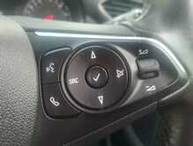 Vauxhall Crossland Design 