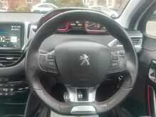 Peugeot 2008 PureTech GT Line 