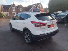Nissan Qashqai DIG-T N-Connecta 