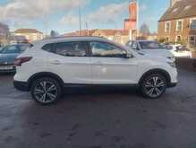 Nissan Qashqai DIG-T N-Connecta 